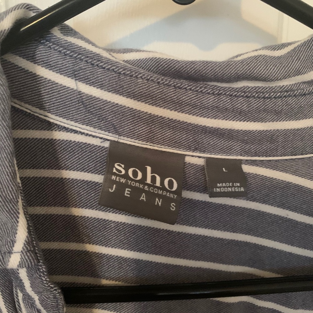 Stripe 👚 - Picture 2 of 3